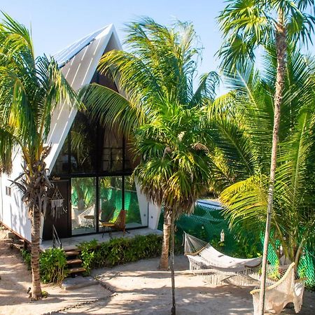 Xtambaa Cabins & Spa Only Adults El Cuyo Extérieur photo