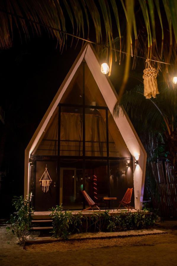 Xtambaa Cabins & Spa Only Adults El Cuyo Extérieur photo